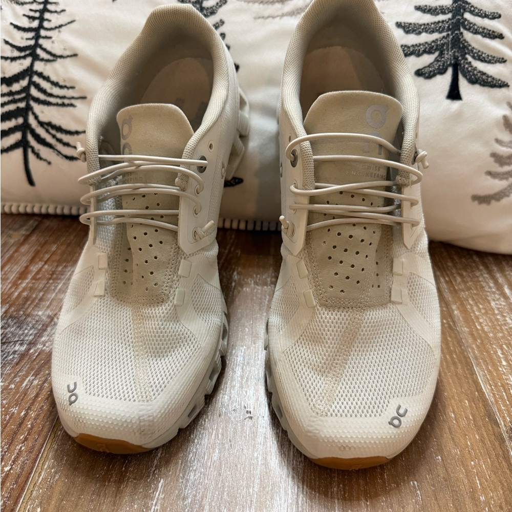 On Running Women's Cream Athletic Shoes